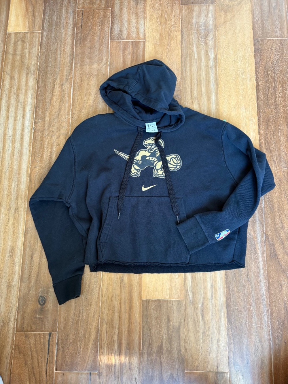 Toronto Raptors Nike cropped hoodie